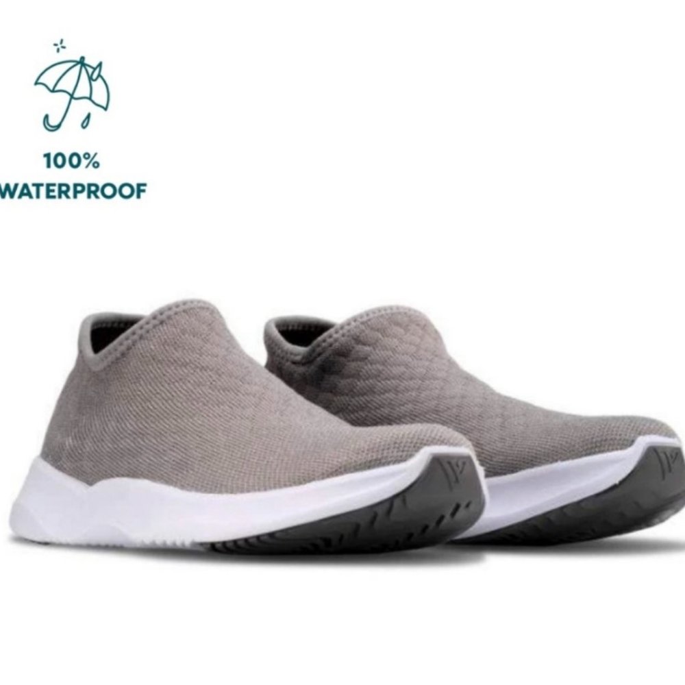 Vessi Everyday Slip-on Skyline Sneakers Size 9